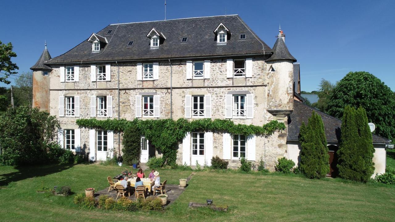 Chateau De Savennes - Caveau De Sabrage Exterior photo